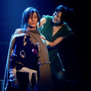 【観劇レポ】鈴木拡樹の五感を“観る”演技に、心奪われる。舞台『どろろ』の見どころを徹底解説 イメージ画像