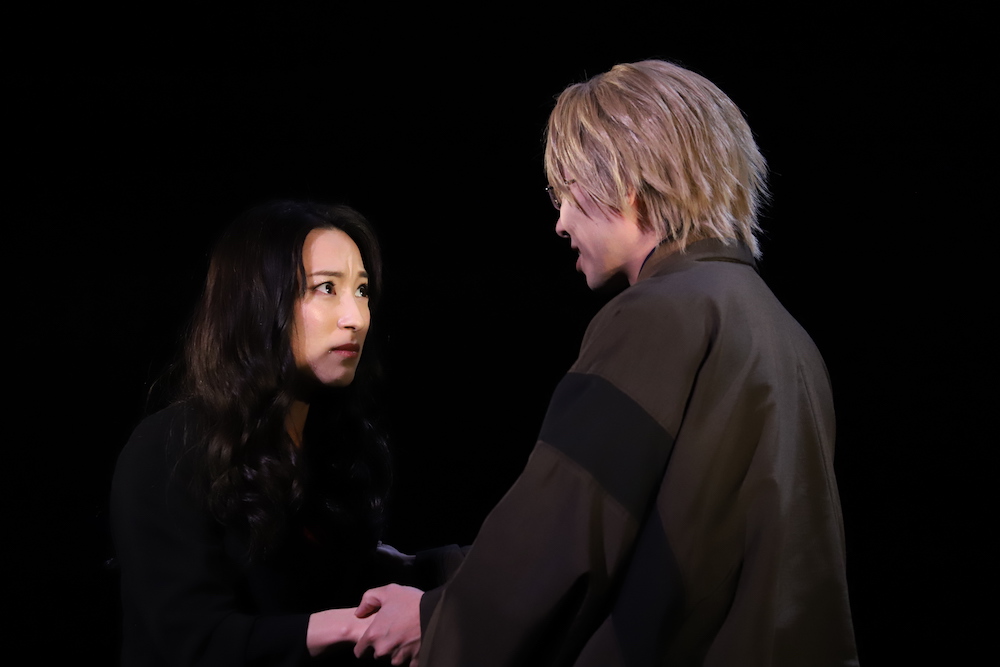八大天狗が目の前に…！妖艶な世界観で魅せる舞台版「BLACK BIRD」ゲネプロレポ（画像51枚） イメージ画像
