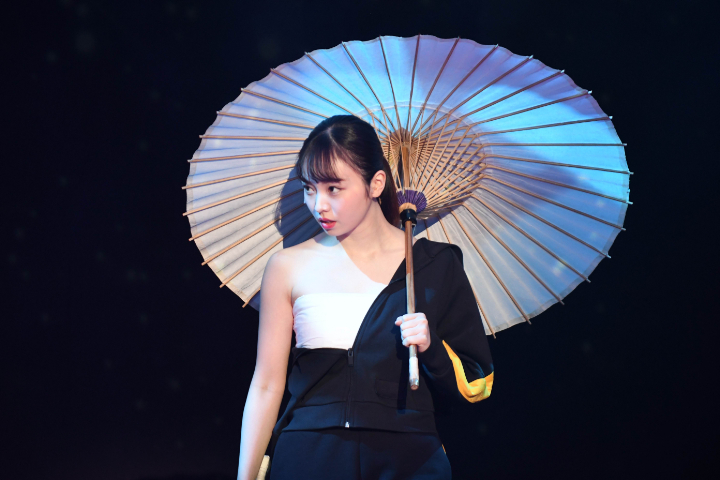 今泉佑唯、殺陣25％増量で筋肉隆々？　舞台「修羅雪姫」が開幕 イメージ画像
