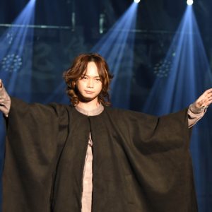 今泉佑唯、殺陣25％増量で筋肉隆々？　舞台「修羅雪姫」が開幕 イメージ画像