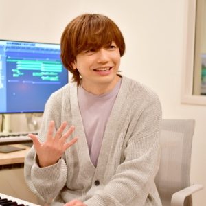 【2.5次元の舞台裏】音楽×演劇、好きの掛け合わせを仕事に　作曲家・編曲家 和田俊輔「脳内で上演しながら作曲します」（前編） イメージ画像